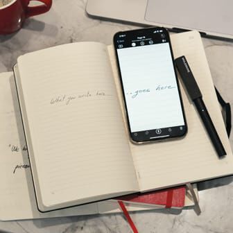 Smart Notebooks: Handwritten notes appear instantly on screen