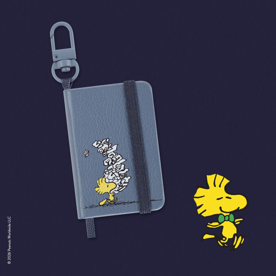 The Mini Notebook Charm - Peanuts