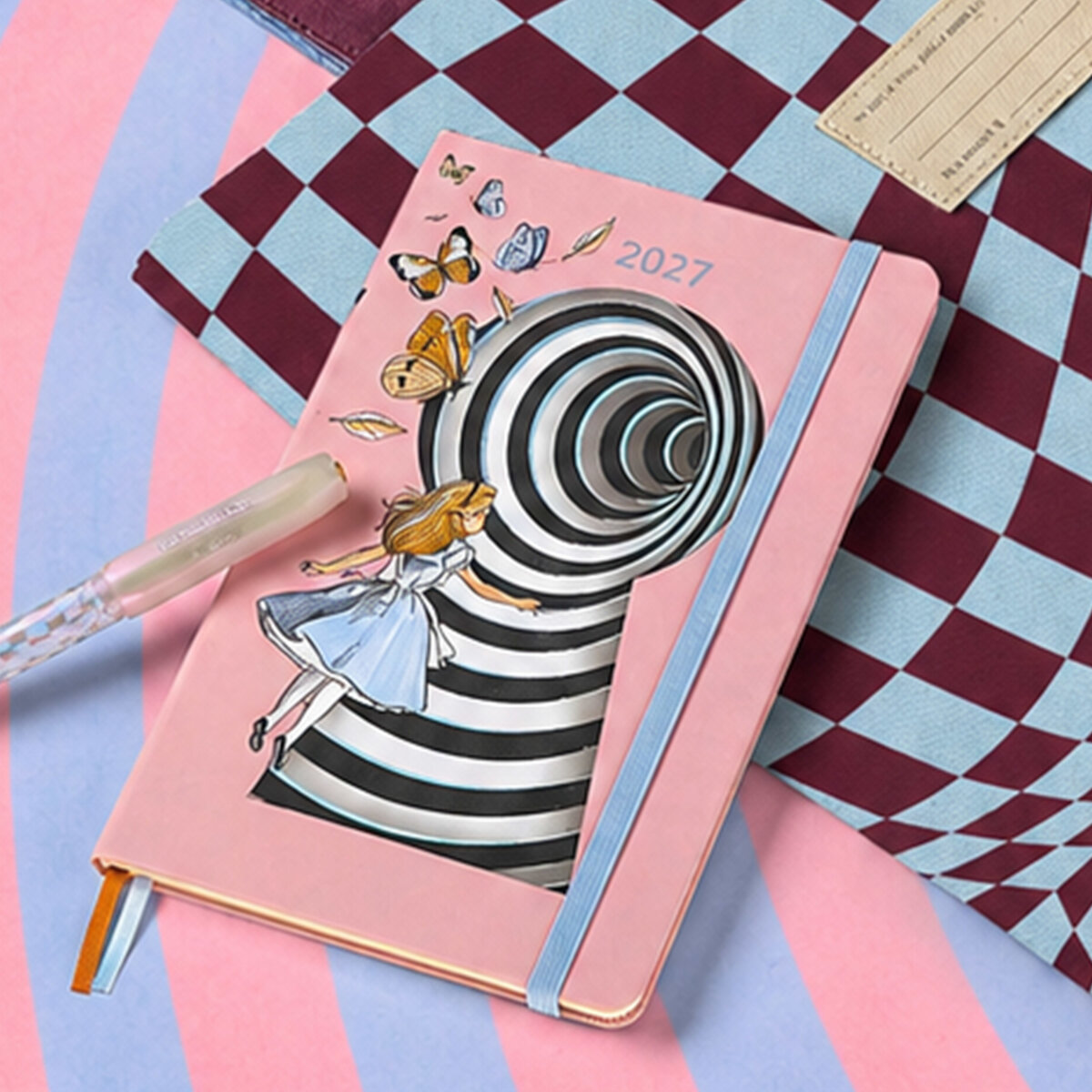 Alice's Adventures in Wonderland Planner 2027