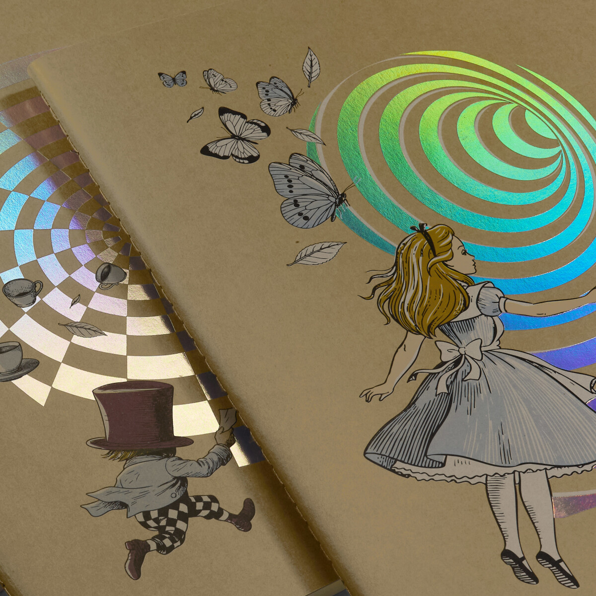 Alice's Adventures in Wonderland Cahier Journals
